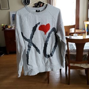 H&M XO LOVE SWEATSHIRT